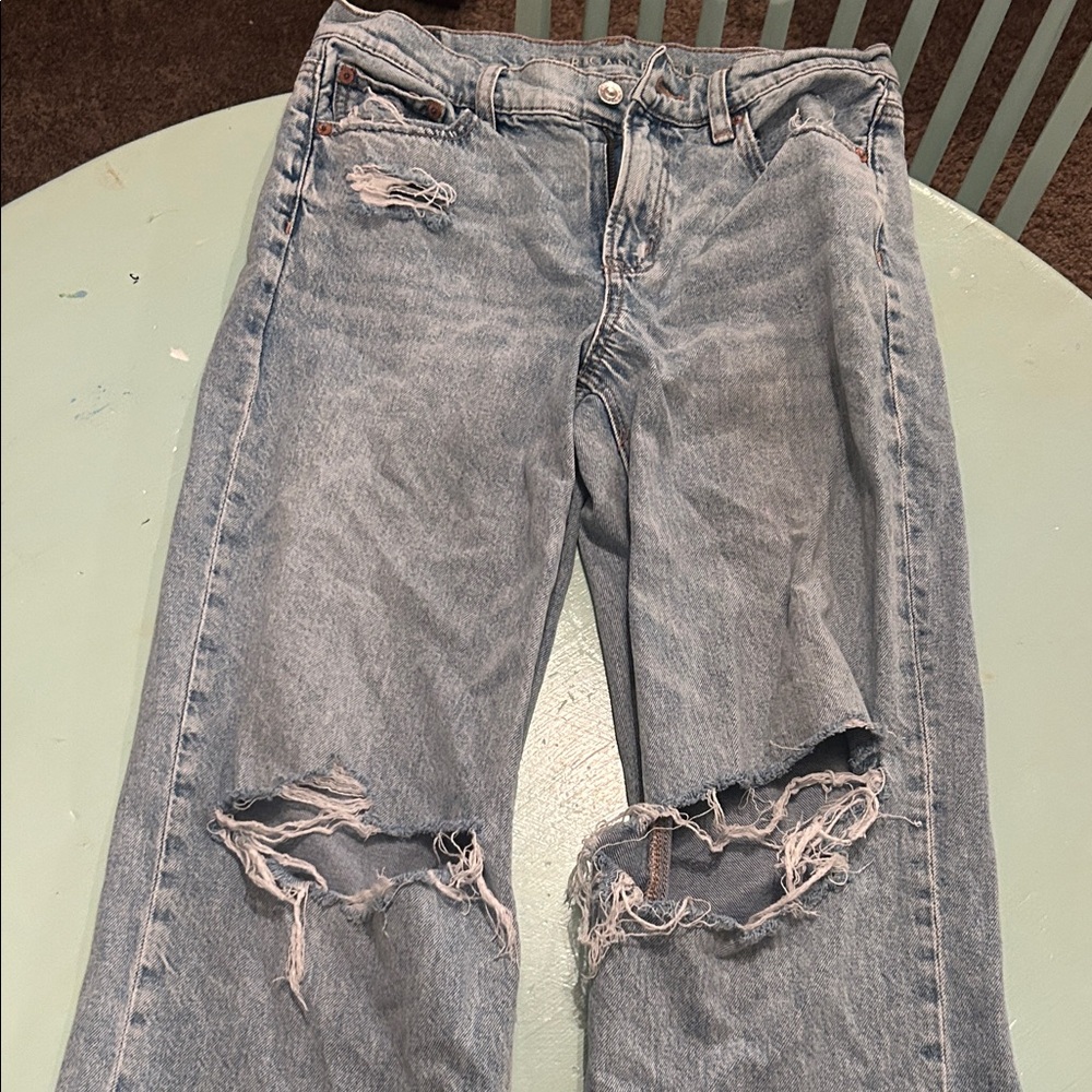 American Eagle Outfitters Light Blue Distressed Boyfriend Jeans